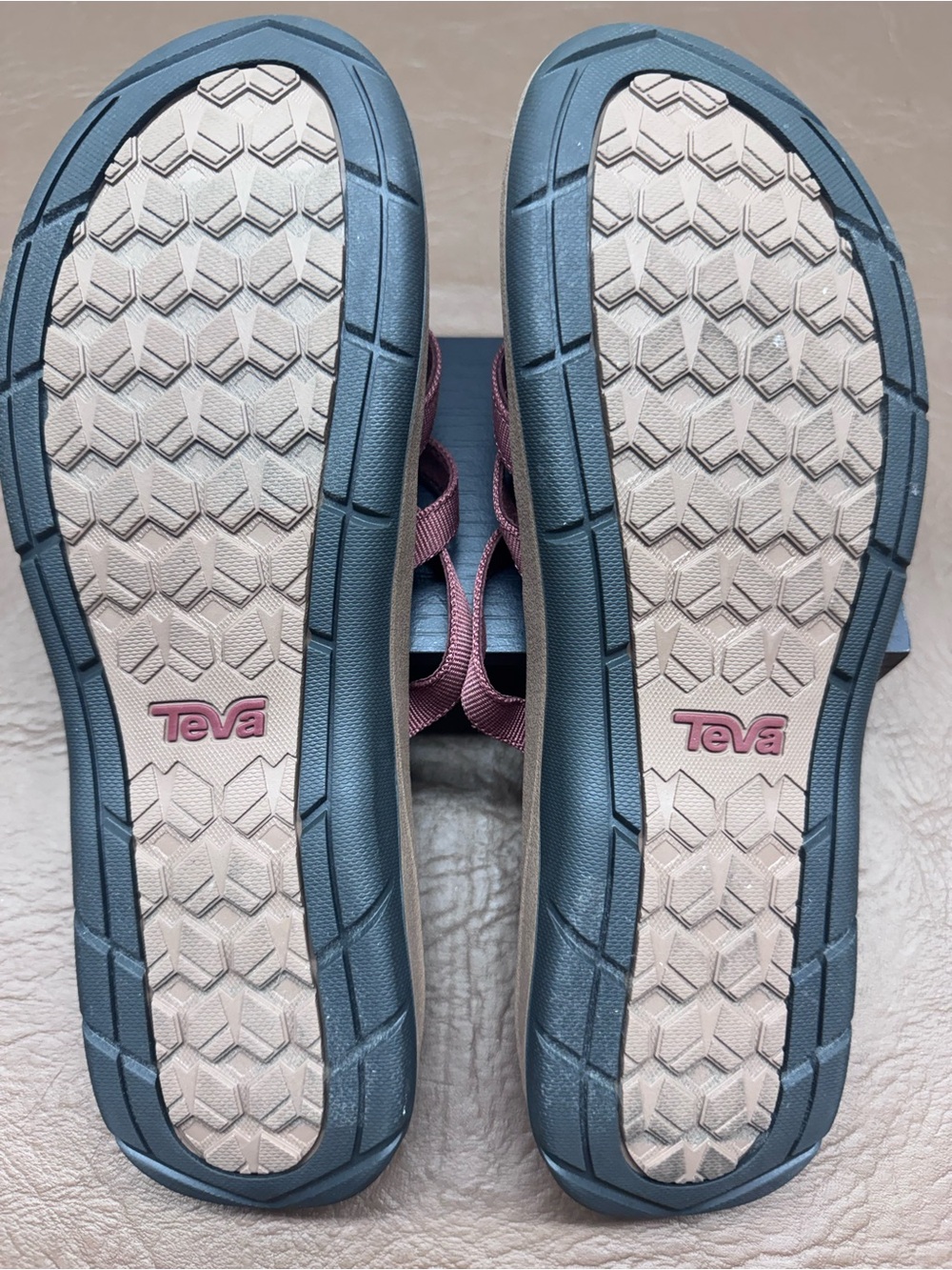 Teva Women's TirraTraveler Mahogany Strappy Slip-On Flip-Flop Sandals Size 10 - Picture 7 of 10
